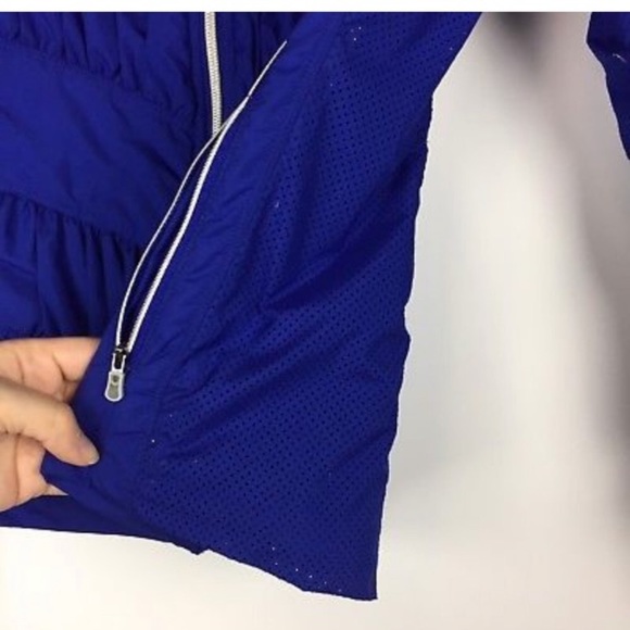 Lululemon Jacket - Picture 5 of 7